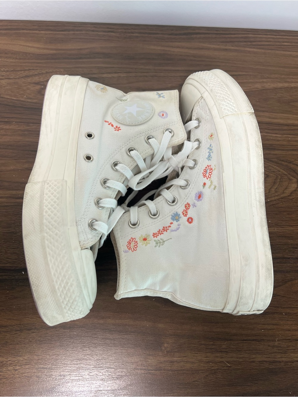 Converse Wmns Chuck Taylor All Star Lift Platform 'Embroidered Floral - Picture 5 of 8